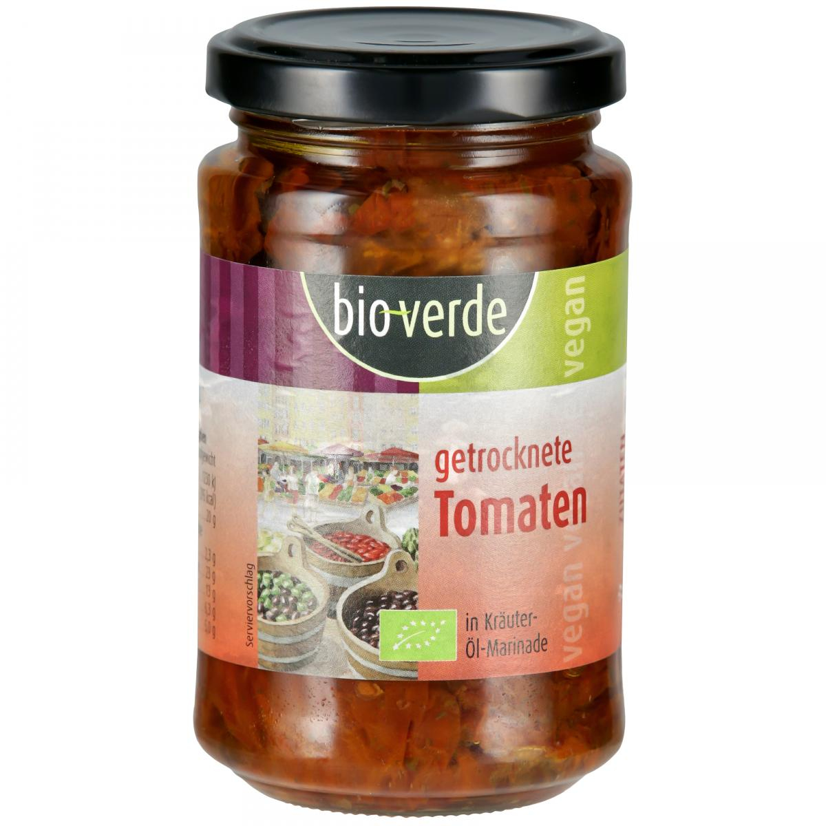 Getrocknete Tomaten in Öl mit Basilikum
